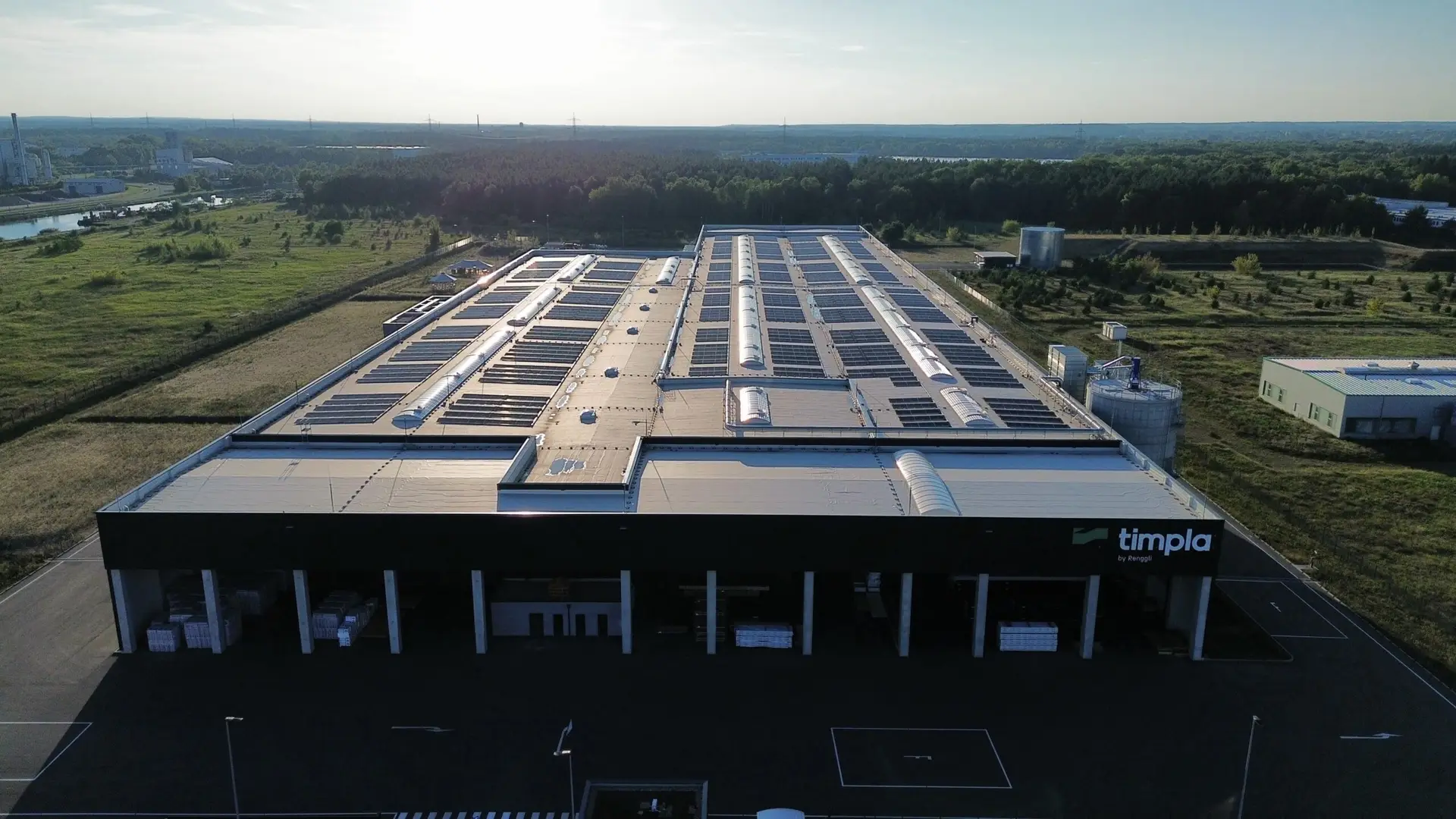Soltopia modern solar energy solutions installed on a clean warehouse roof.